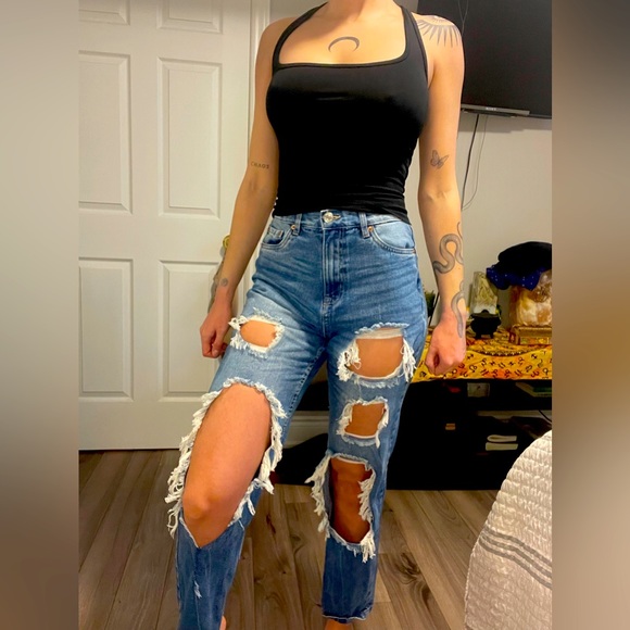 Aeropostale 90’s super high ripped boyfriend jeans - Picture 1 of 2